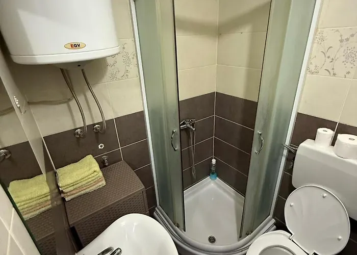 Element Obrenovac, Privatni Parking Apartament *