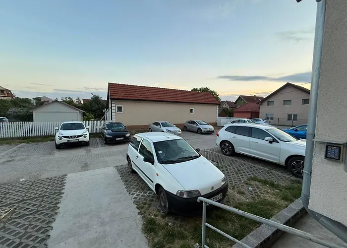 Apartament Element Obrenovac, Privatni Parking